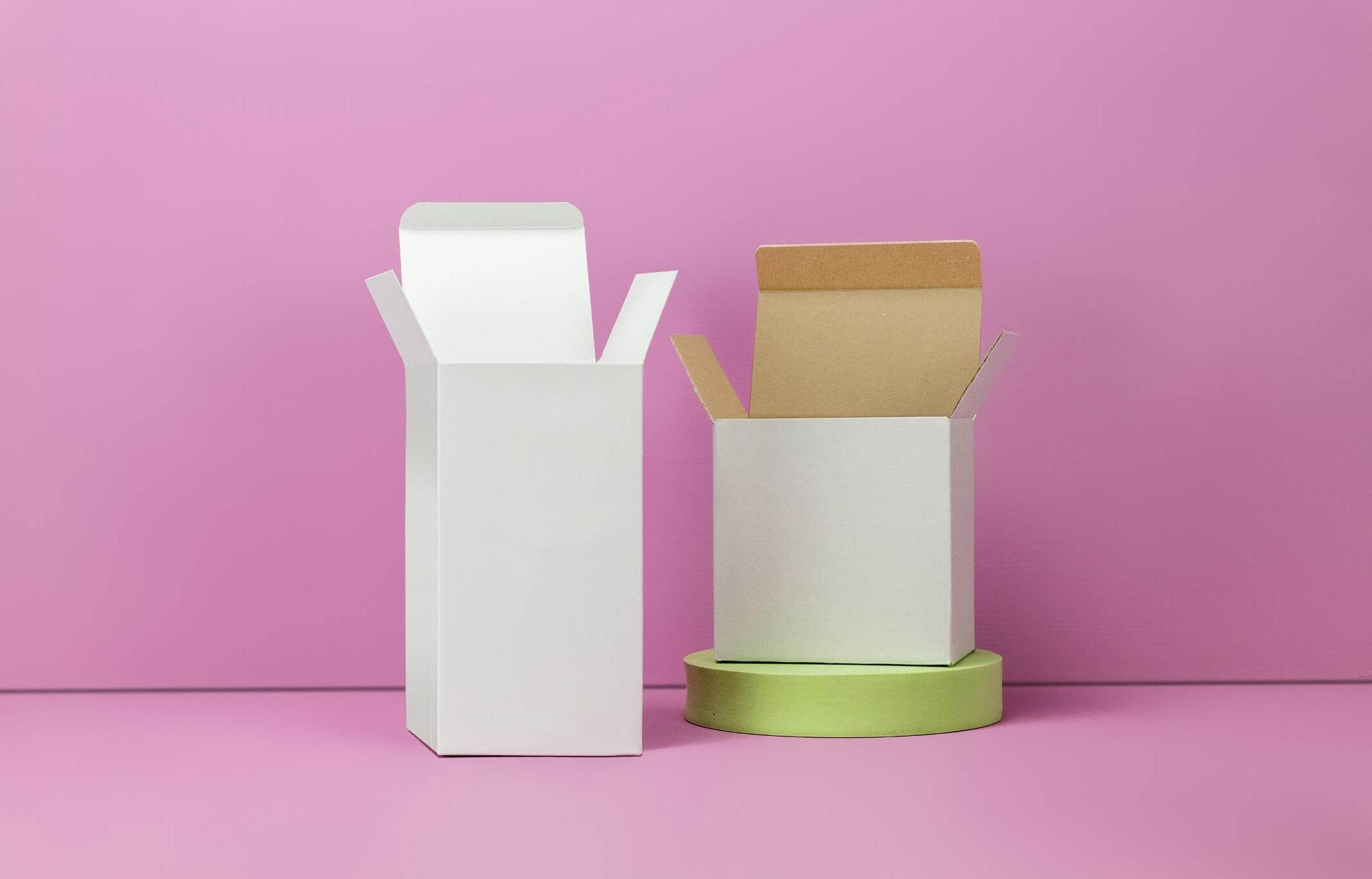 FEFCO 0713 aus verschiedenen Materialien